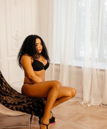 Встречусь с тобой и подарю незабываемые моменты наслаждения. Мои услуги - на высшем уровне, вместе мы сможем реализовать все твои фантазии. 💋 Твое удовольствие - моя главная цель. У меня есть много положительных отзывов, которые говорят о моем профессионализме и умении доставить удовольствие. 🌟 Заинтересовался? Тогда скорее просмотри мои фото и позвони мне. Я жду тебя, чтобы сделать твою ночь запоминающейся! 😉 7163, 24 года